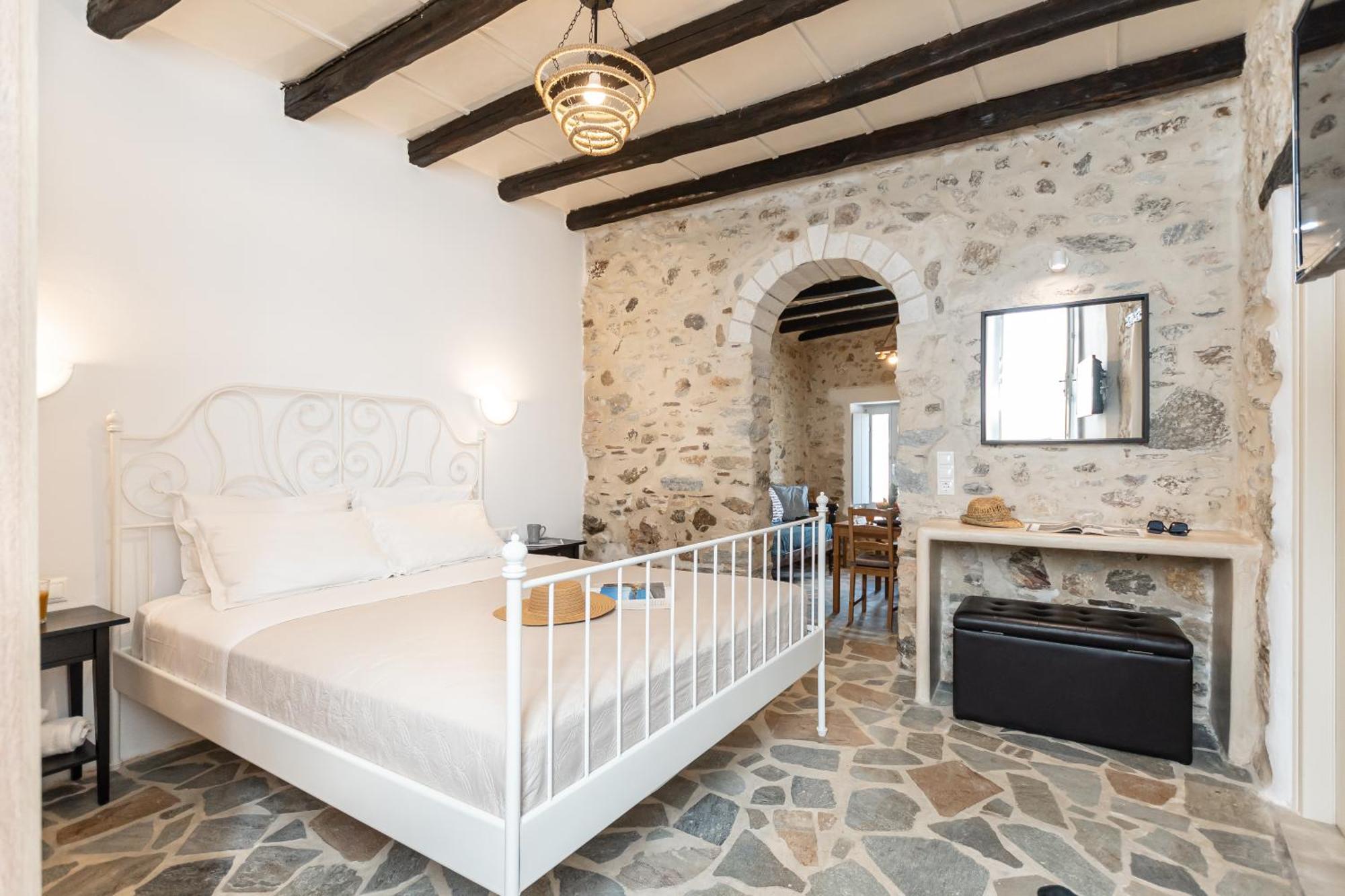 Appartamento The White Stone House Naxos City Esterno foto